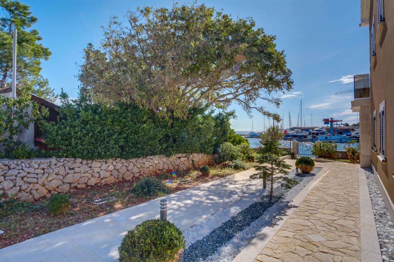 Lucica 360 Sea View Suite Nerezine Exterior foto